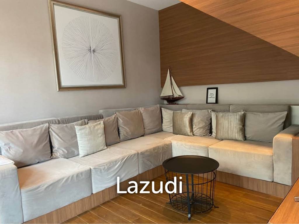 Elegant 2-Storey Villa with Private Pool Near City Center