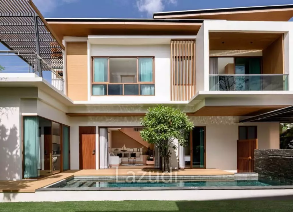 Elegant 2-Storey Villa with Private Pool Near City Center