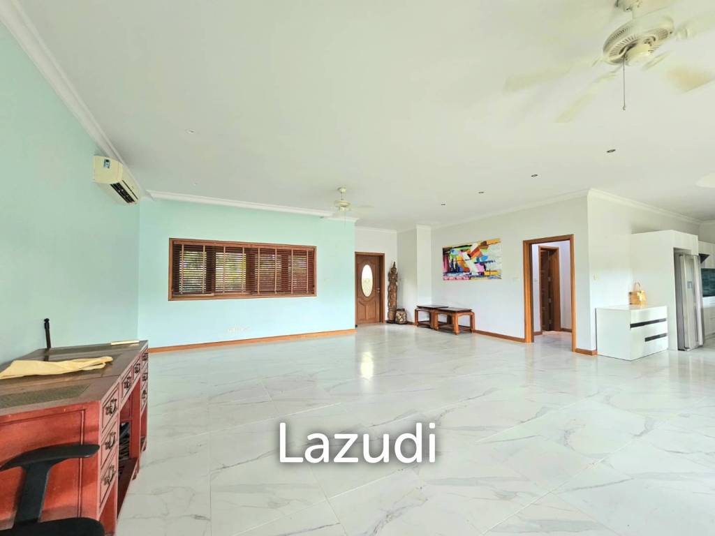 COCONUT GARDEN 3 :  4 Bed Pool Villa with big land plot