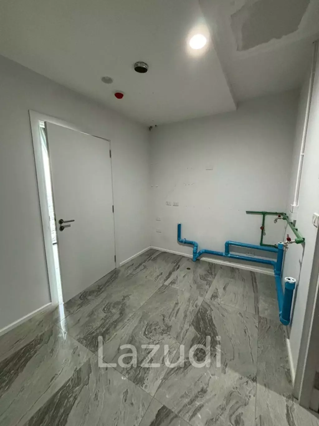 1 bedroom 2 bathrooms duplex Canapaya Residence