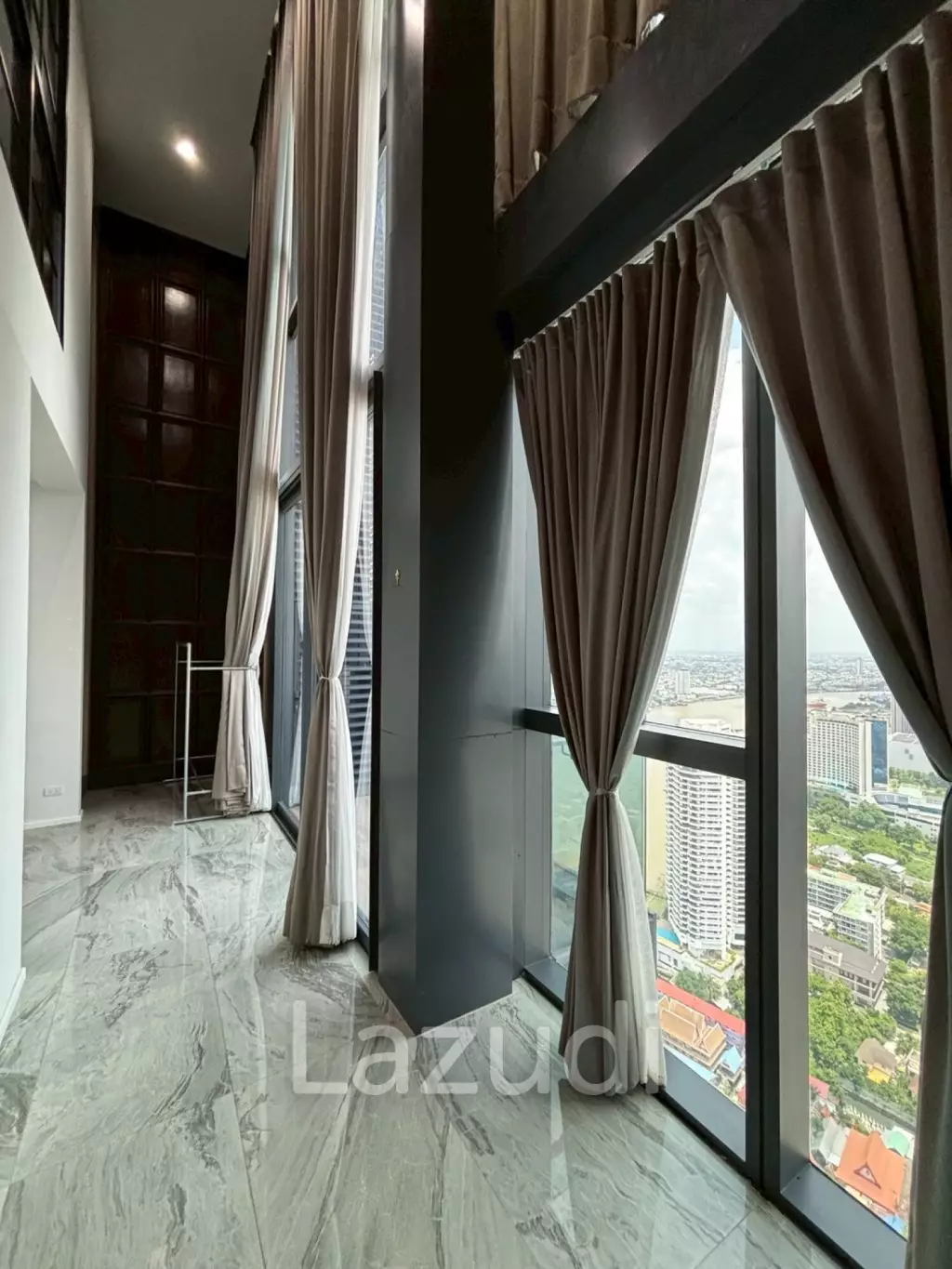 1 bedroom 2 bathrooms duplex Canapaya Residence