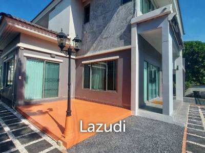 4 Bedroom 3 Bathroom 220 Sq.m Perfect Place Krungthep - Kreetha