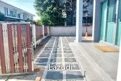 4 Bedroom 3 Bathroom 220 Sq.m Perfect Place Krungthep - Kreetha