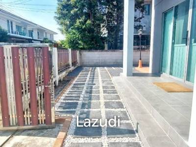 4 Bedroom 3 Bathroom 220 Sq.m Perfect Place Krungthep - Kreetha