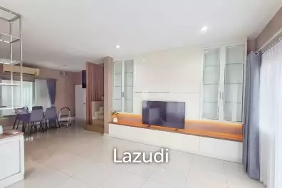 4 Bedroom 3 Bathroom 220 Sq.m Perfect Place Krungthep - Kreetha