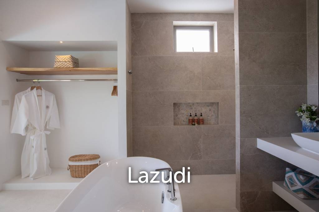 Spacious 4-Bedroom Villa with Sea View – Mae Nam