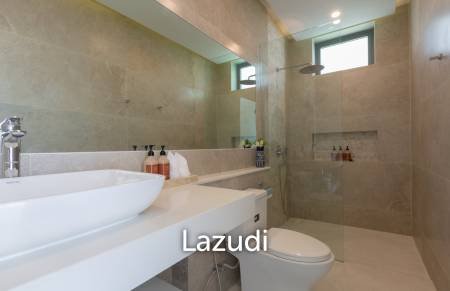 Spacious 4-Bedroom Villa with Sea View – Mae Nam