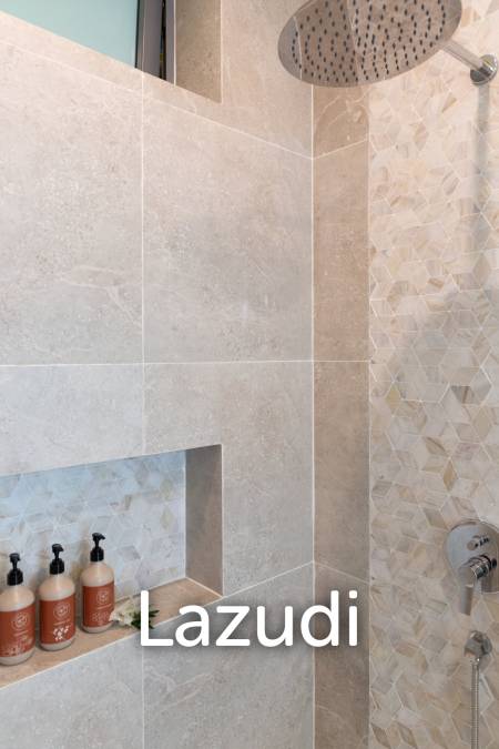 Spacious 4-Bedroom Villa with Sea View – Mae Nam