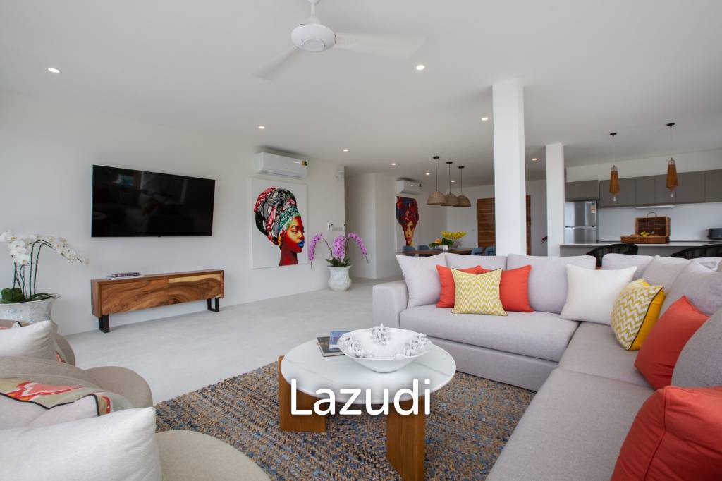 Luxury 8-Bedroom Sea View Property (2 Villas plus Staff Rooms)