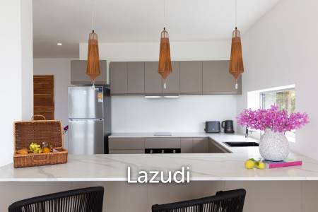 Luxury 8-Bedroom Sea View Property (2 Villas plus Staff Rooms)