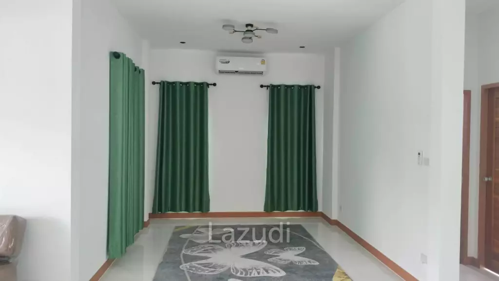 Baan Tara: 2 beds 2 bath - Brand New