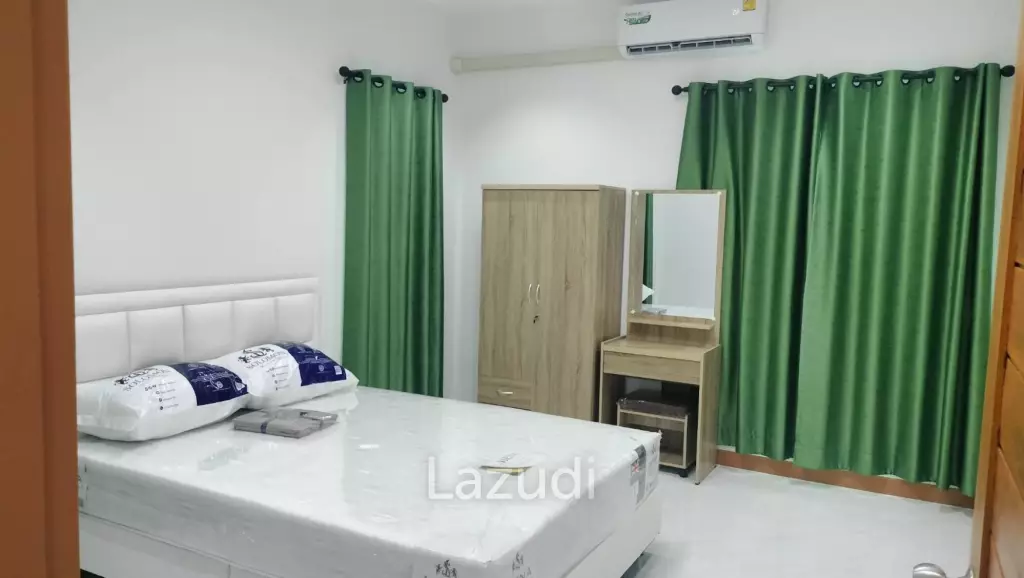 Baan Tara: 2 beds 2 bath - Brand New