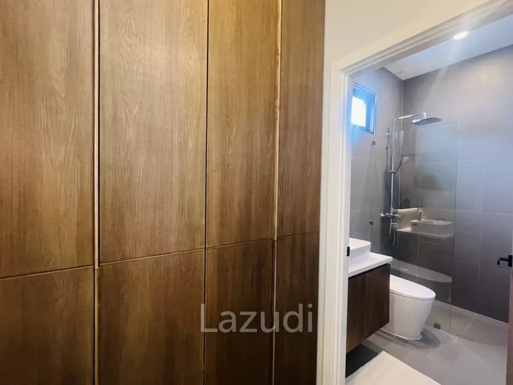 3 Bedrooms 4 Bathrooms 190 SQ.M. Panalee Banna Village