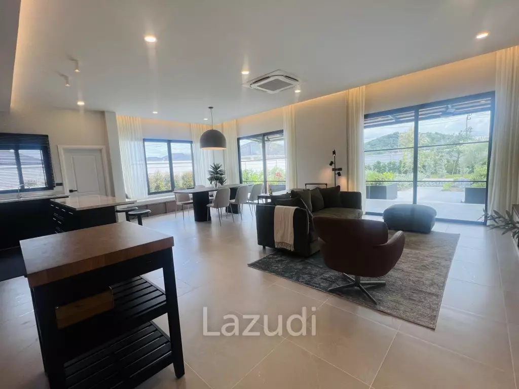 3 Bedrooms 4 Bathrooms 190 SQ.M. Panalee Banna Village