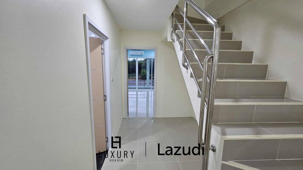 160 平方米 3 床 2 洗澡 联排别墅 对于 租