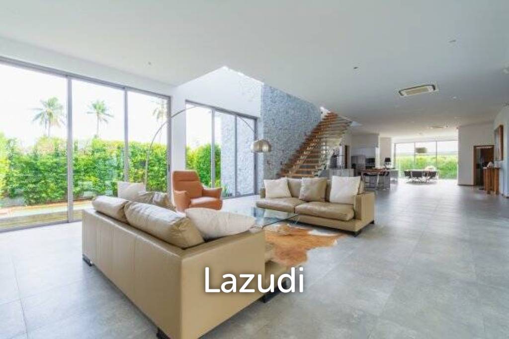 1,700 Sqm 6 Bed 7 Bath Villa For Sale