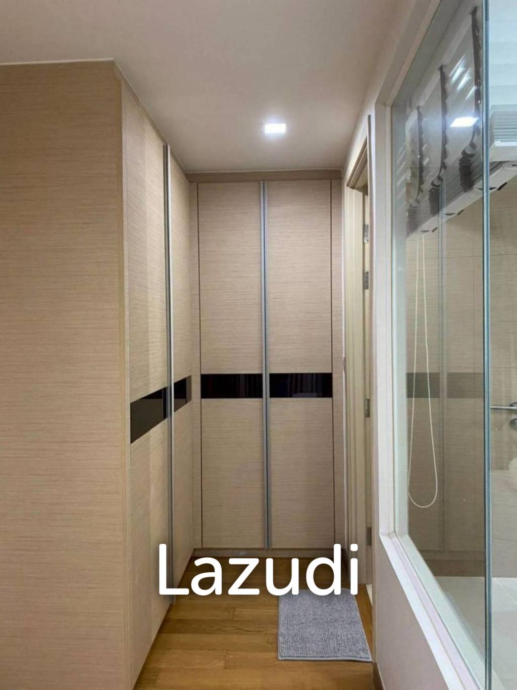 47 sqm 1 Bedroom Condo Via Botani Sukhumvit Khlong Tan Nuea