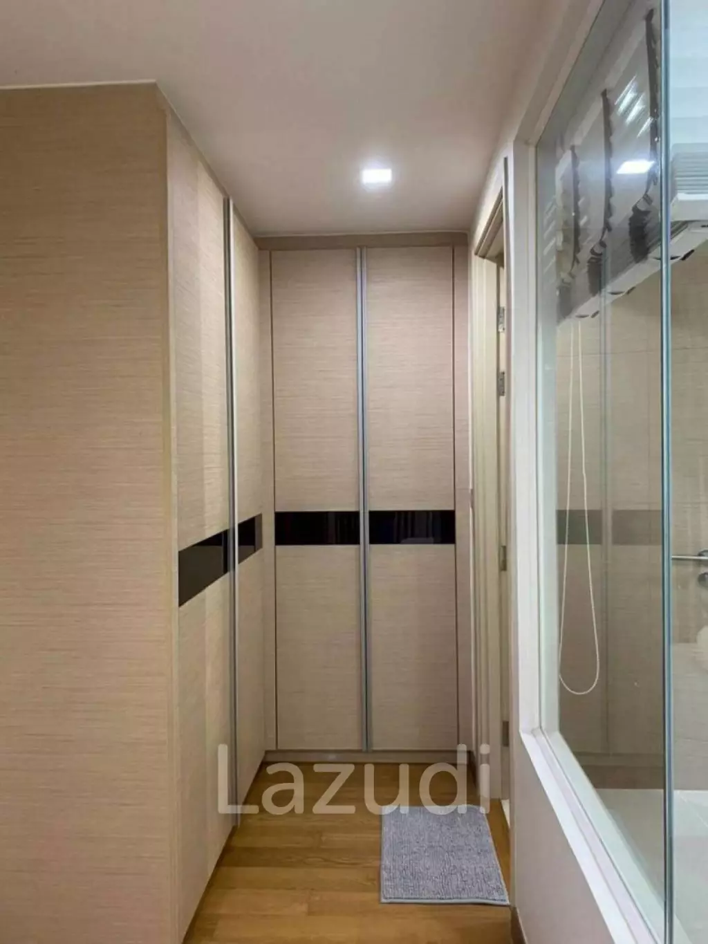 47 sqm 1 Bedroom Condo Via Botani Sukhumvit Khlong Tan Nuea