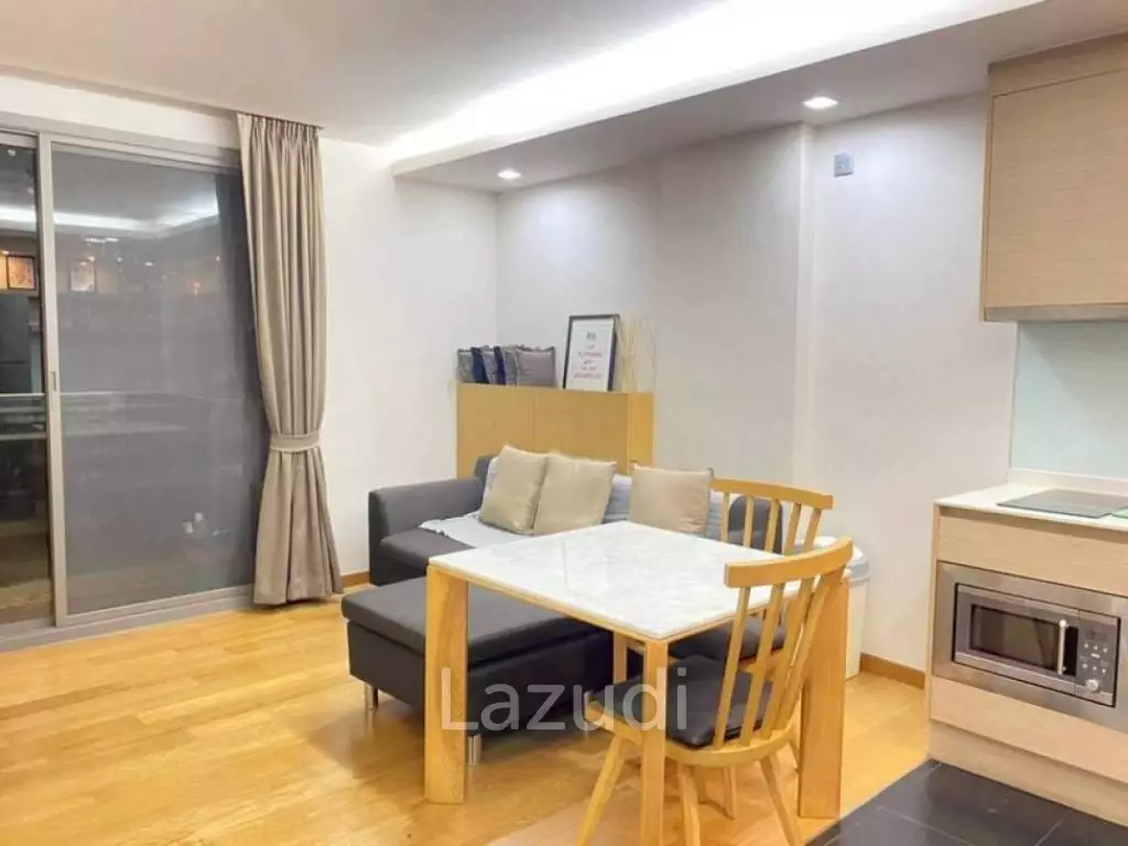 47 sqm 1 Bedroom Condo Via Botani Sukhumvit Khlong Tan Nuea