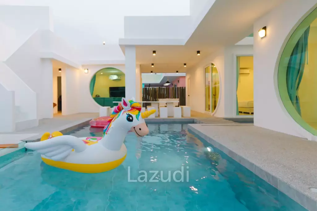 Luxurious 4 Bedroom Villa with Pool in Huahin