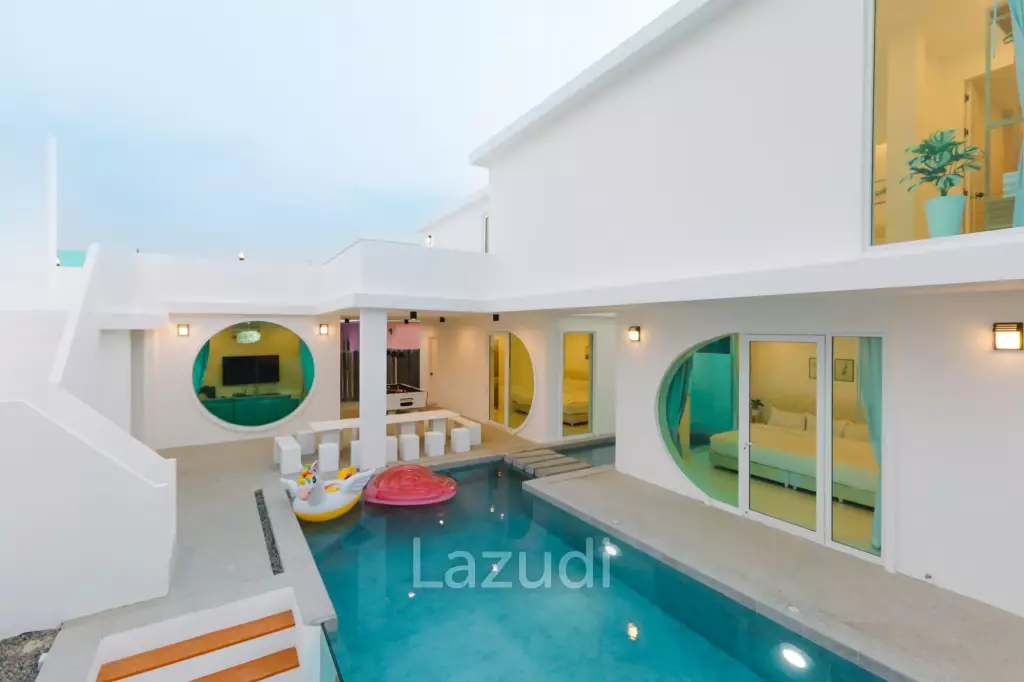 Luxurious 4 Bedroom Villa with Pool in Huahin