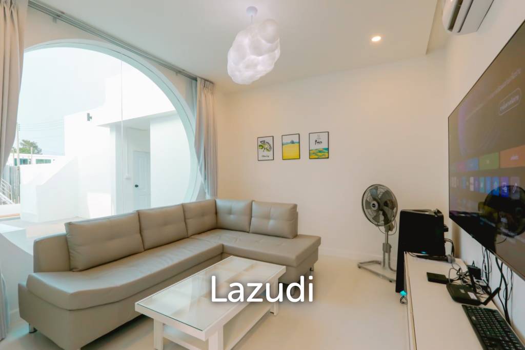 Luxurious 4 Bedroom Villa with Pool in Huahin