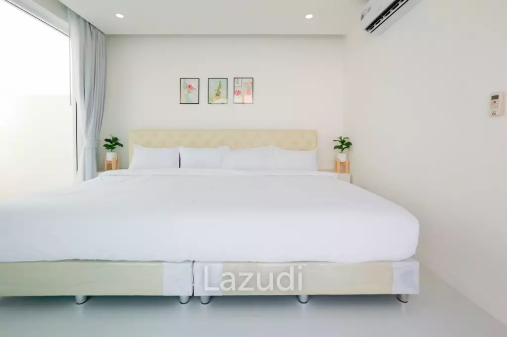 Luxurious 4 Bedroom Villa with Pool in Huahin