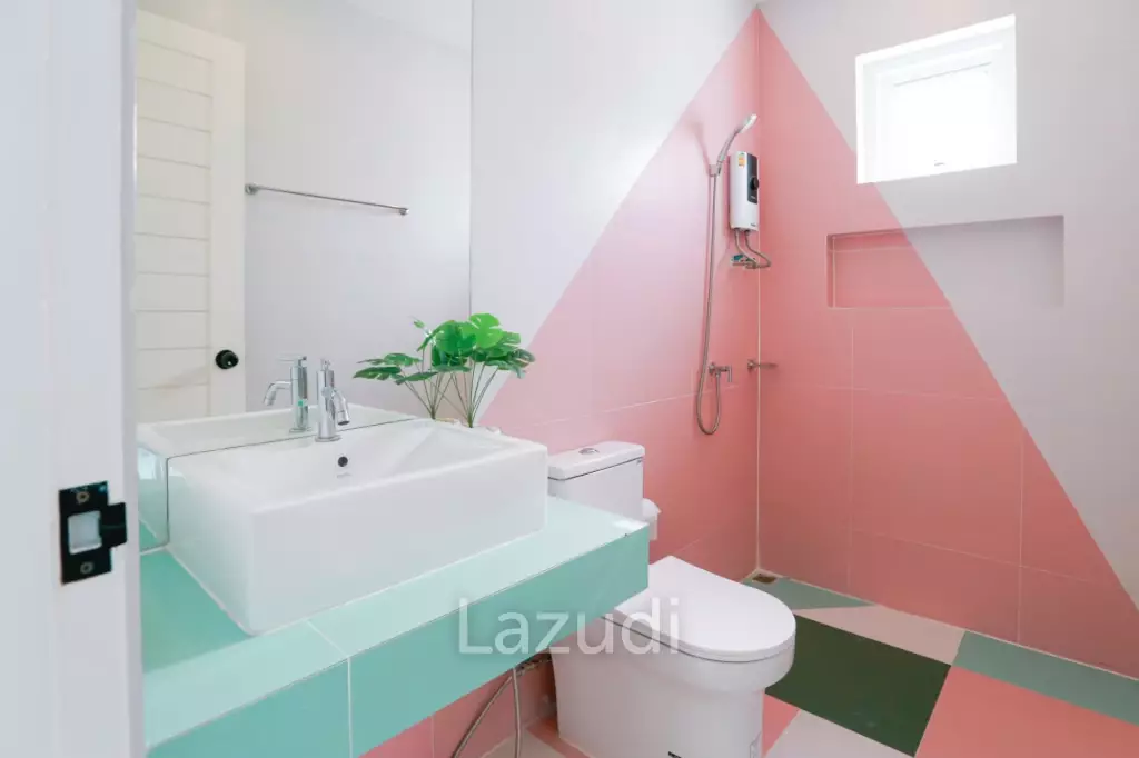 Luxurious 4 Bedroom Villa with Pool in Huahin
