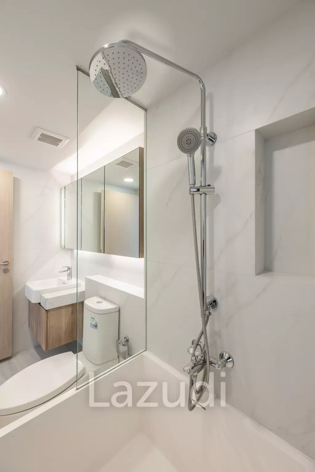 2 Bedroom 2 bathroom 48 SQ.M. Walden Asoke