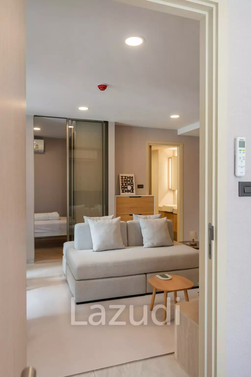 2 Bedroom 2 bathroom 48 SQ.M. Walden Asoke