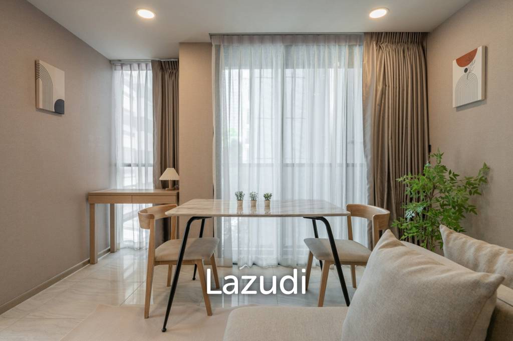 2 Bedroom 2 bathroom 48 SQ.M. Walden Asoke
