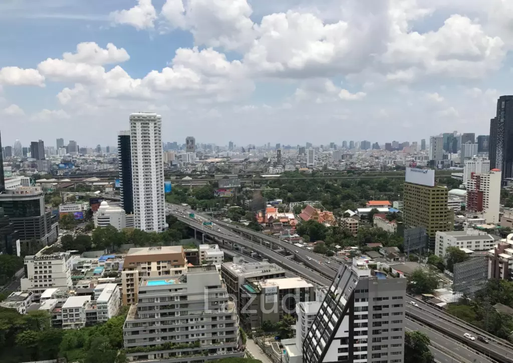 Exclusive Private Lift | 2 Bedroom 82 SQ.M | Noble Ploenchit