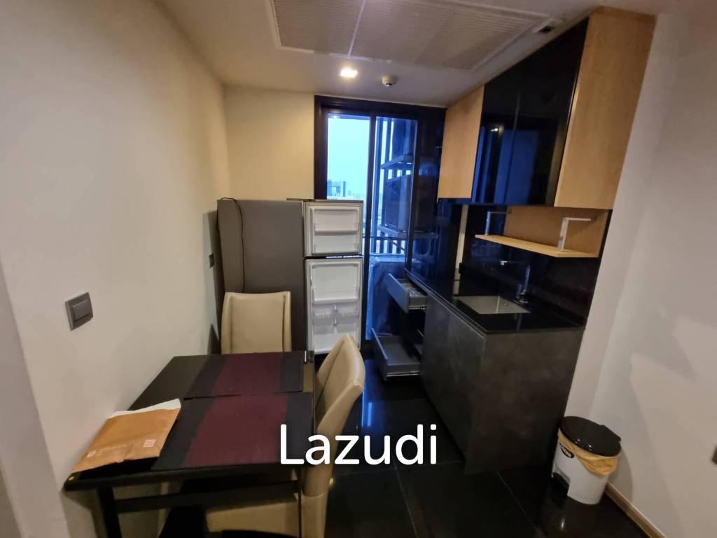 1 Bedroom  1 Bathroom 26 SQ.M THE LINE Jatujak - Mochit
