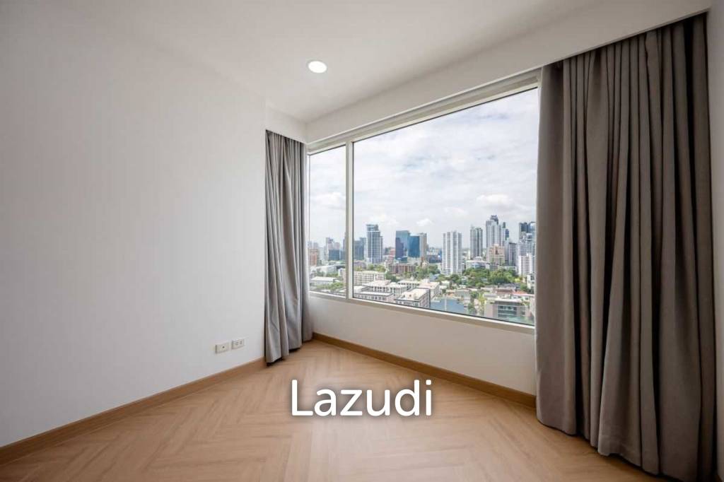 90 sqm high floor condo at Hampton Thonglor 10 in Watthana Bangkok