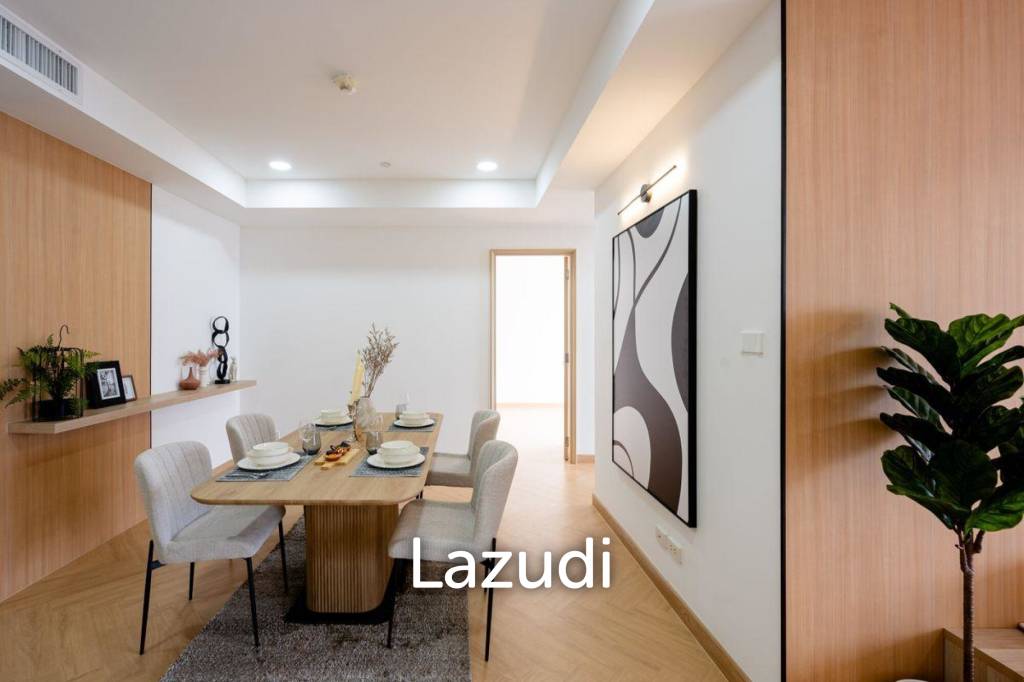 90 sqm high floor condo at Hampton Thonglor 10 in Watthana Bangkok