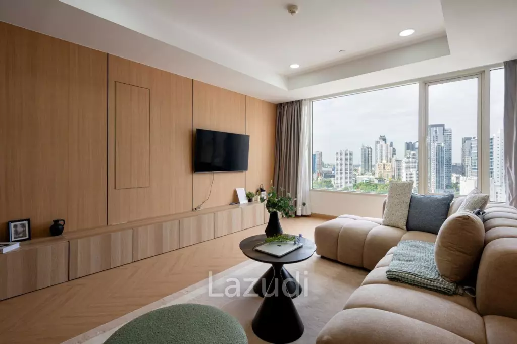 90 sqm high floor condo at Hampton Thonglor 10 in Watthana Bangkok