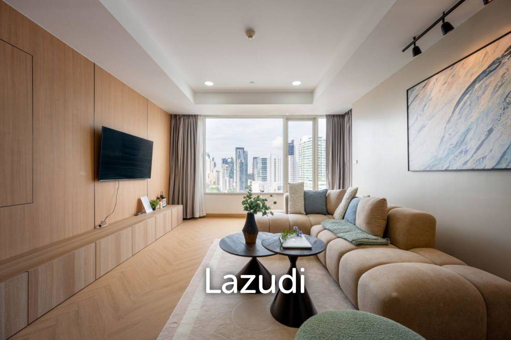 90 sqm high floor condo at Hampton Thonglor 10 in Watthana Bangkok