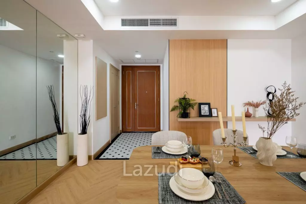 90 sqm high floor condo at Hampton Thonglor 10 in Watthana Bangkok