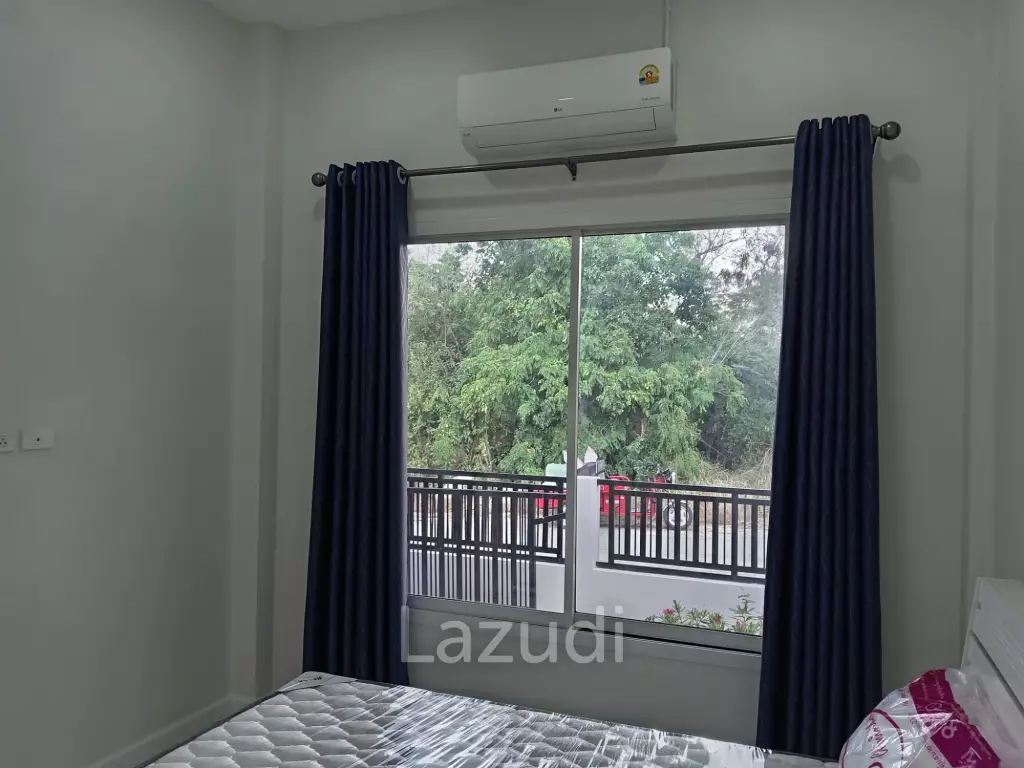 HIN LEK FAI: 2 bedroom, 2 bathroom, Semi-detached House