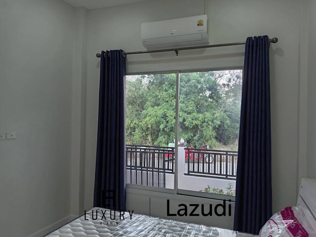 HIN LEK FAI: 2 bedroom, 2 bathroom, Semi-detached House