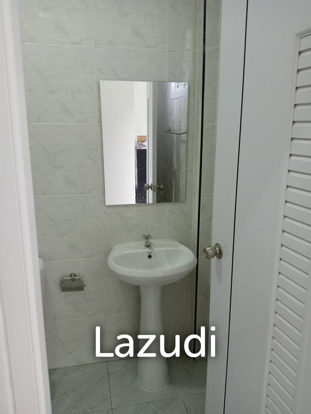 HIN LEK FAI: 2 bedroom, 2 bathroom, Semi-detached House