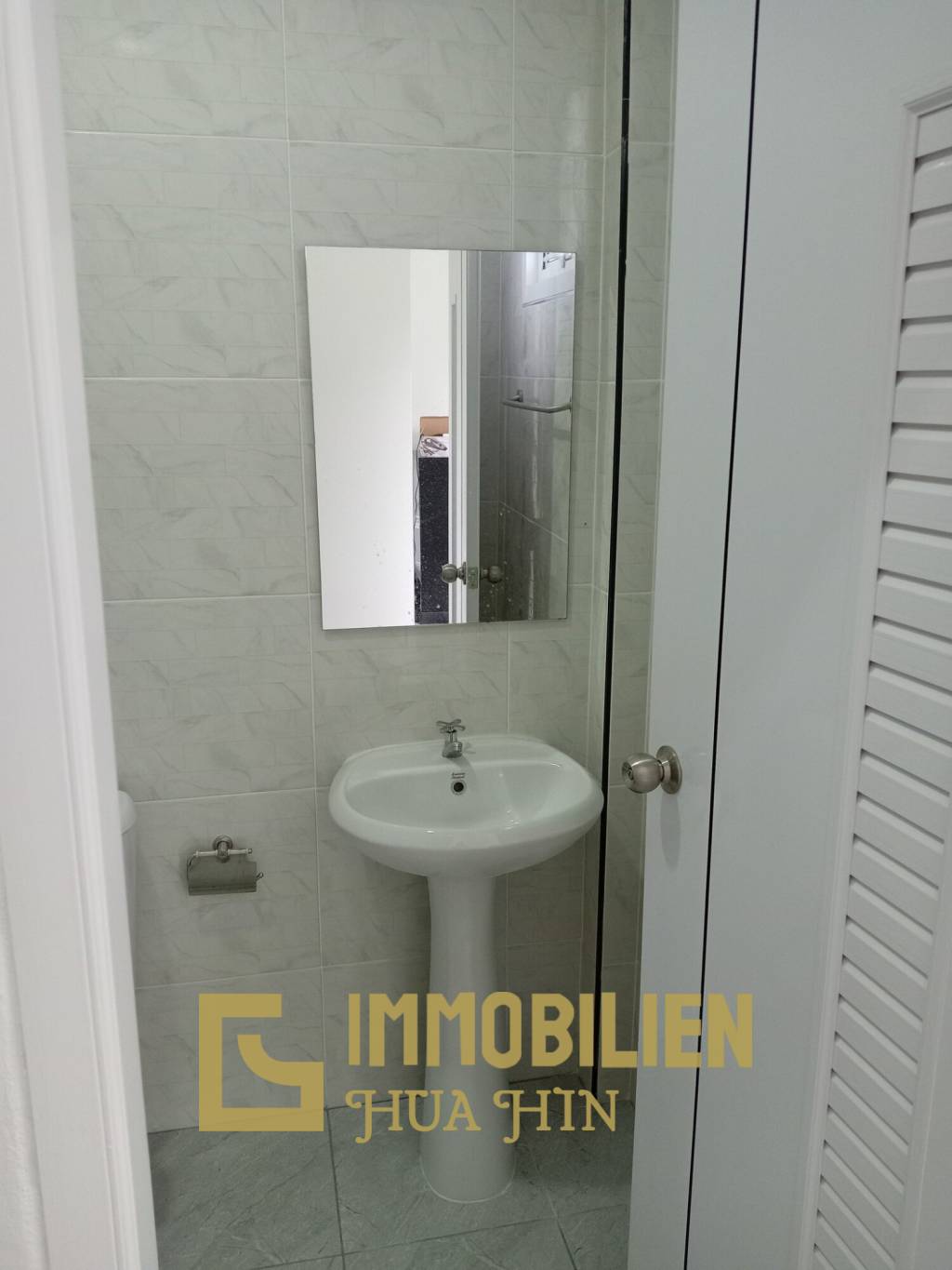 HIN LEK FAI: Doppelhaushälfte mit 2 Schlafzimmern und 2 Badezimmern