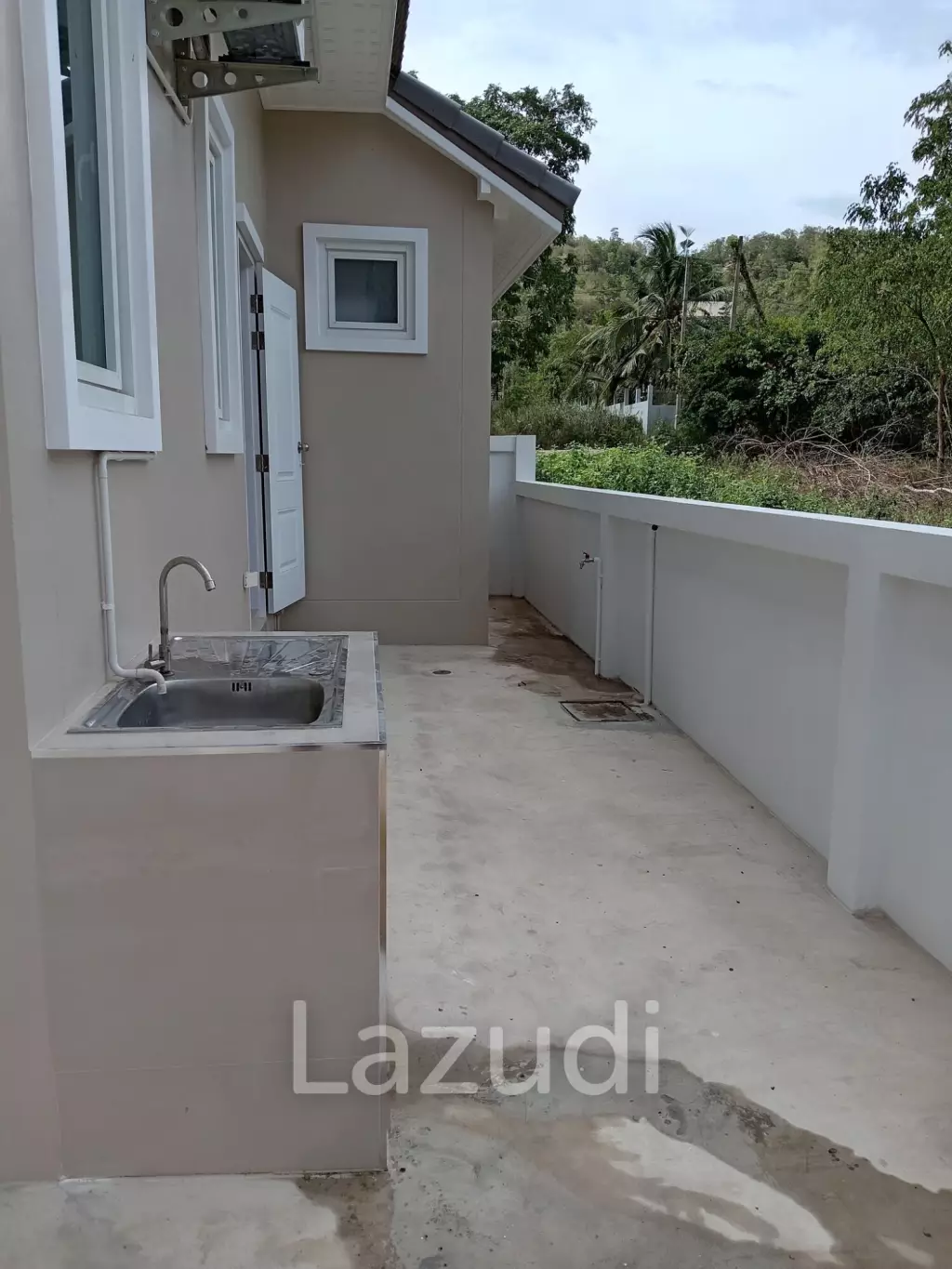 HIN LEK FAI: 2 bedroom, 2 bathroom, Semi-detached House