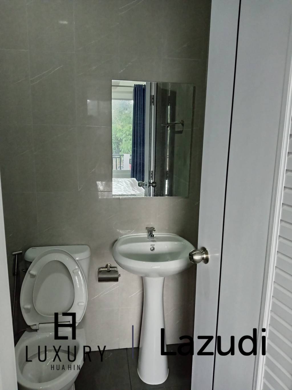 HIN LEK FAI: 2 bedroom, 2 bathroom, Semi-detached House