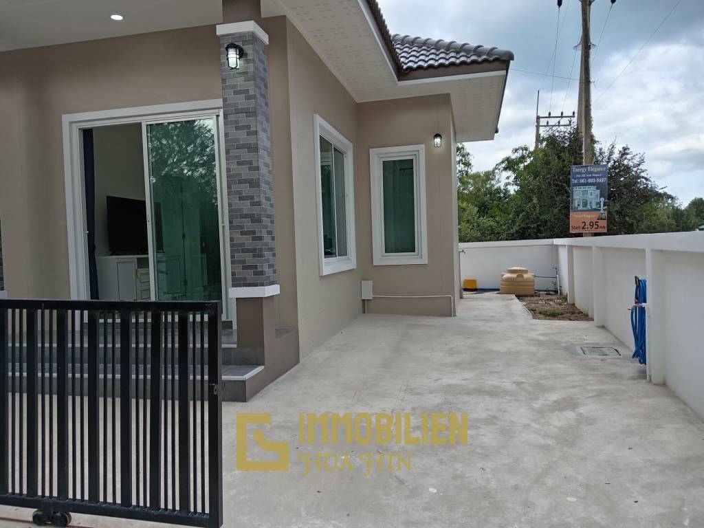 HIN LEK FAI: Doppelhaushälfte mit 2 Schlafzimmern und 2 Badezimmern