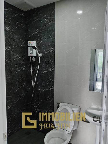 HIN LEK FAI: Doppelhaushälfte mit 2 Schlafzimmern und 2 Badezimmern