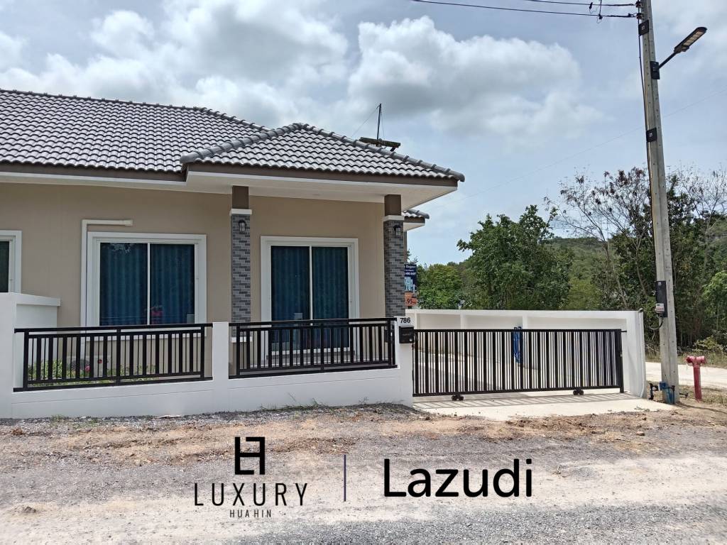 HIN LEK FAI: 2 bedroom, 2 bathroom, Semi-detached House