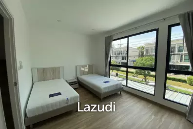 Fully Furnished 3-Bed Townhouse The Patio Srinakarin Rama 9