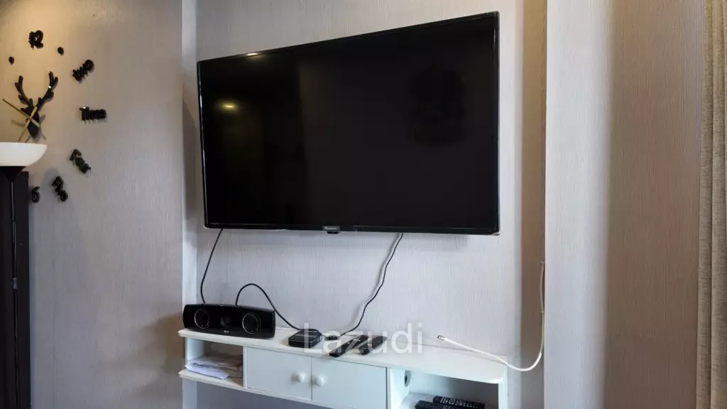 Stunning Modern 2BR Townhouse with Private Pool