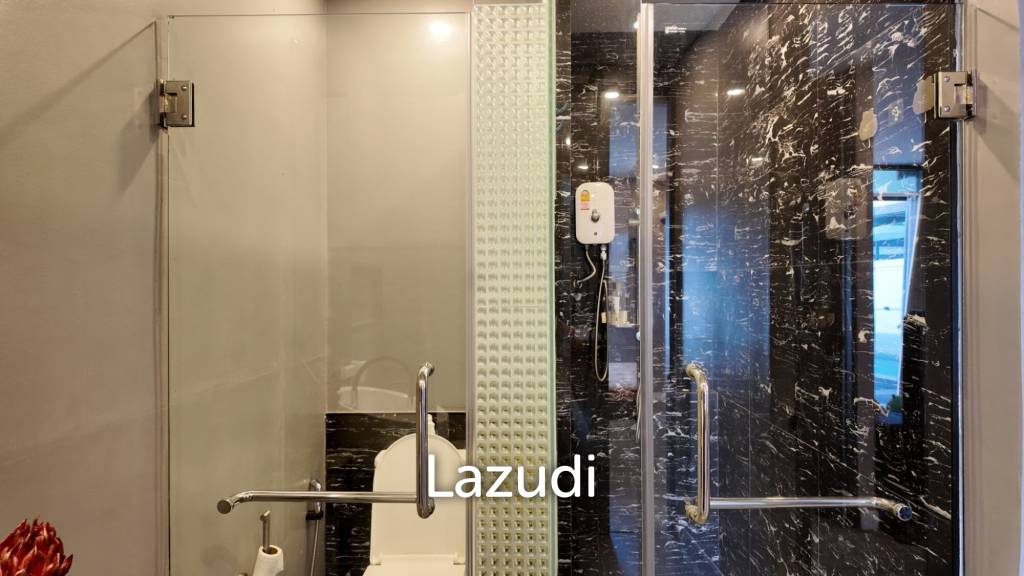 Stunning Modern 2BR Townhouse with Private Pool